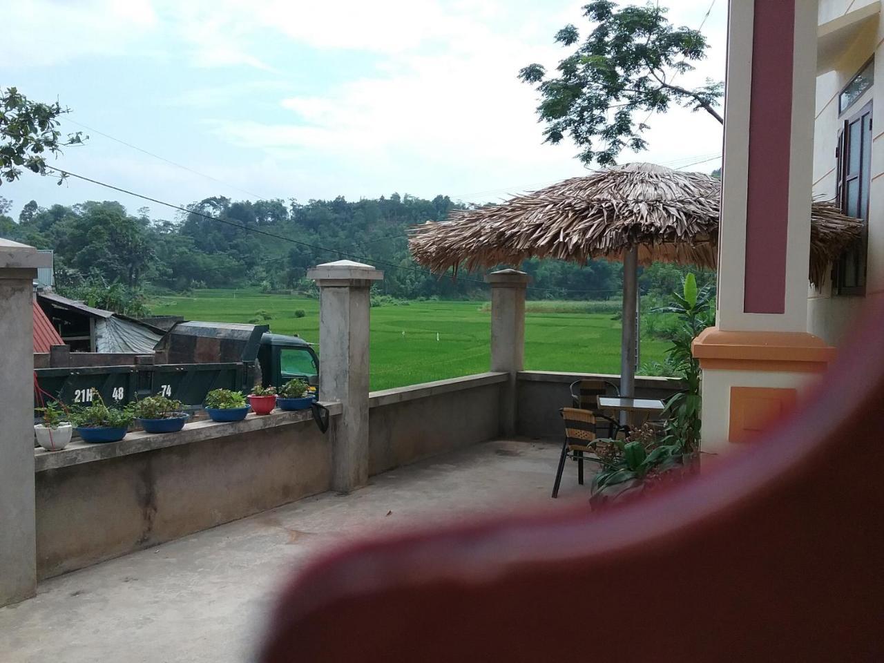 Thac Ba Family Homestay Ho To Exterior photo